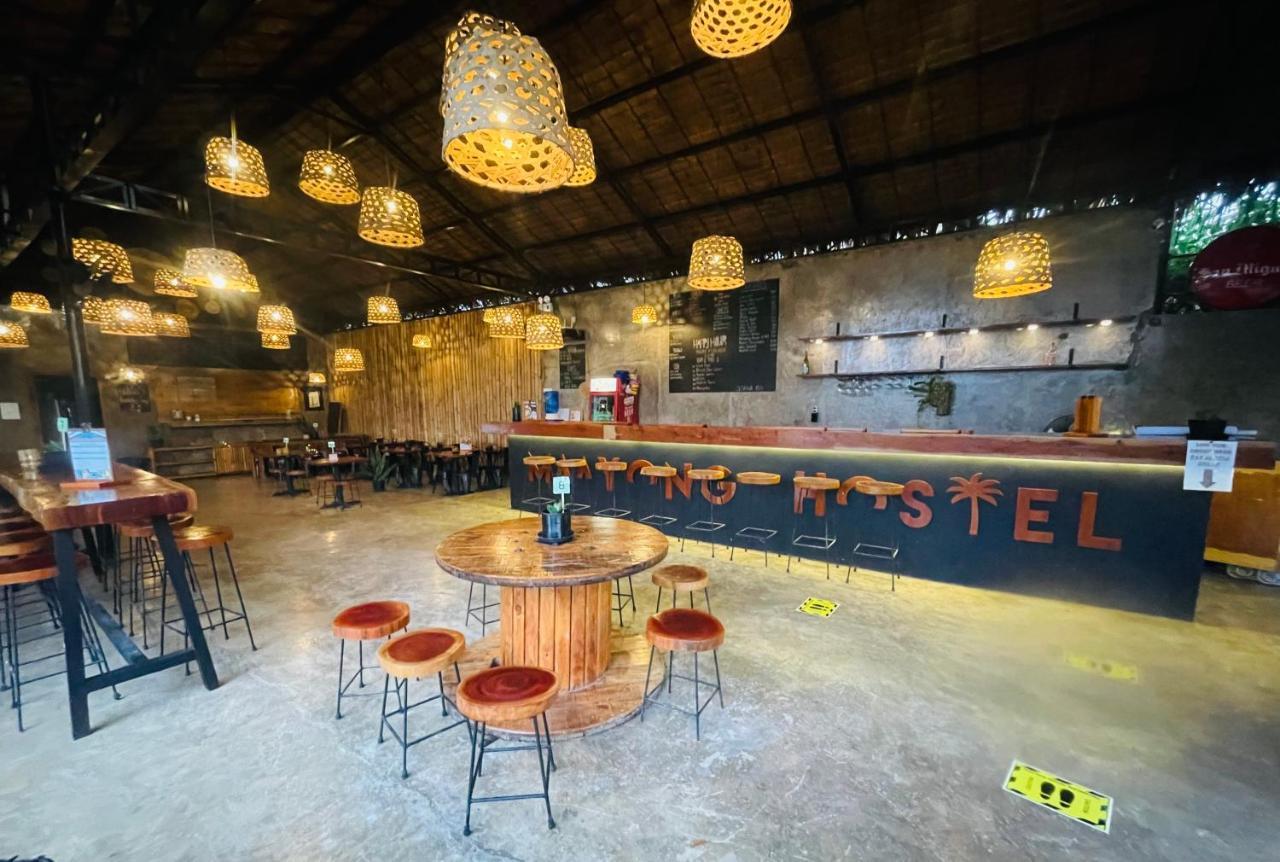 Maayong Hostel (Adults Only) Moalboal Dış mekan fotoğraf