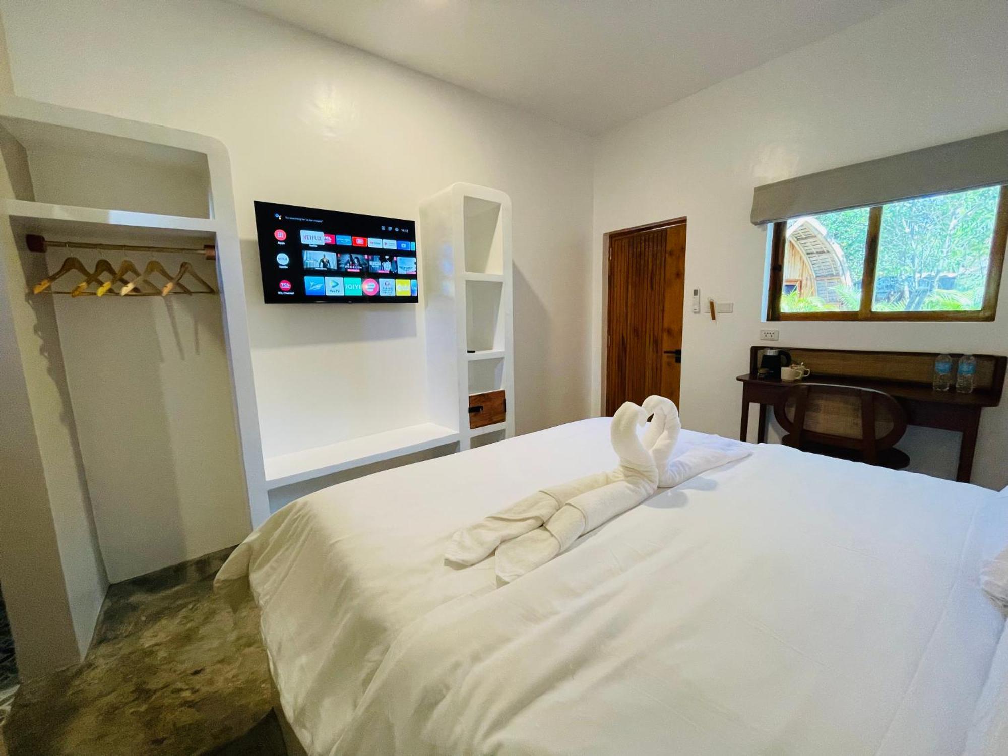 Maayong Hostel (Adults Only) Moalboal Dış mekan fotoğraf