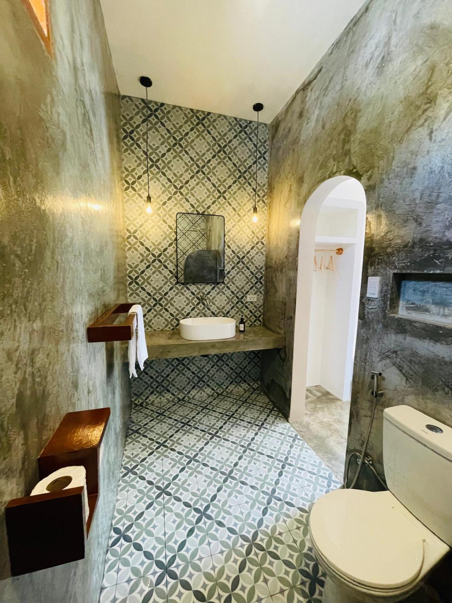 Maayong Hostel (Adults Only) Moalboal Dış mekan fotoğraf