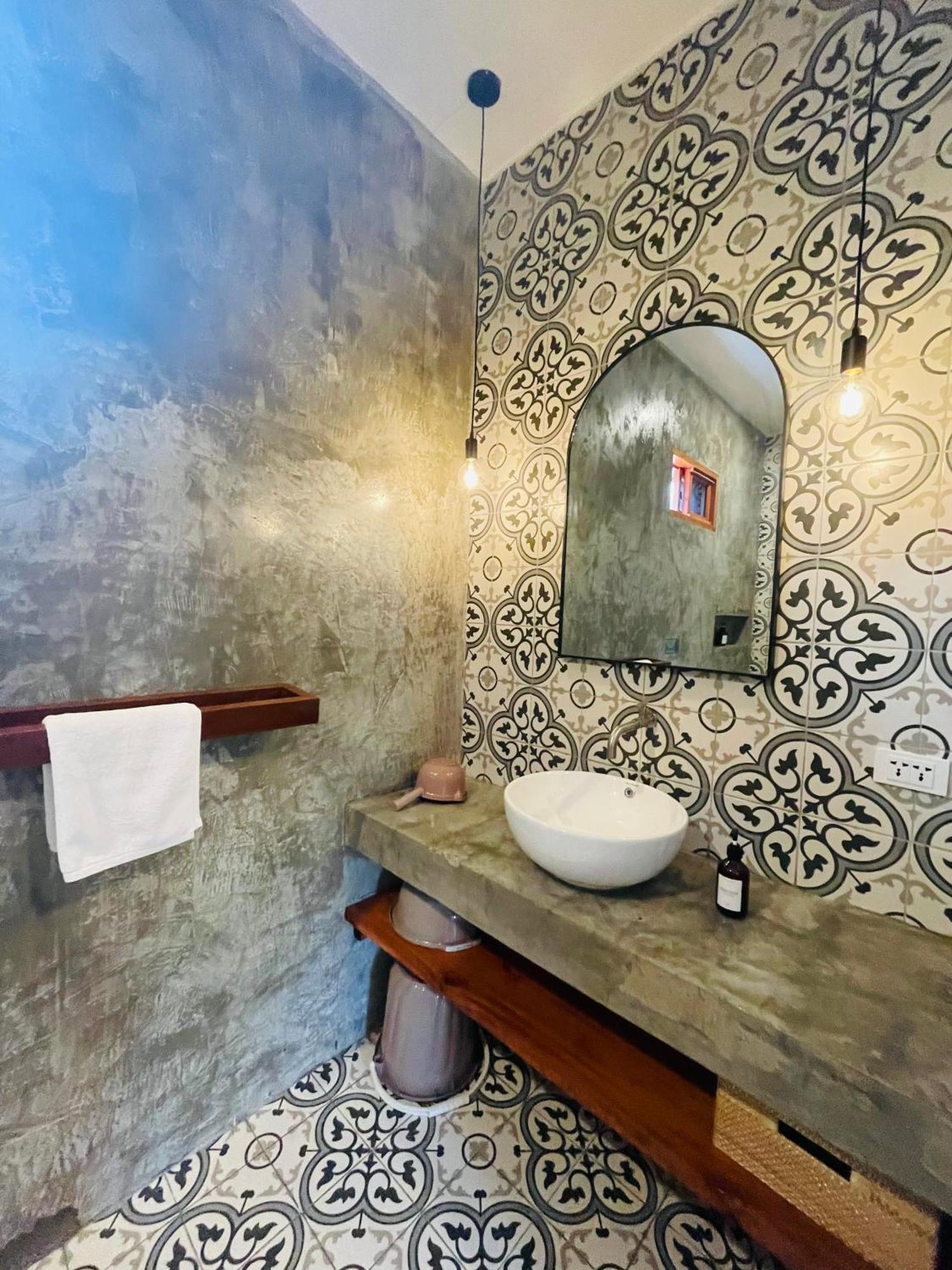Maayong Hostel (Adults Only) Moalboal Dış mekan fotoğraf