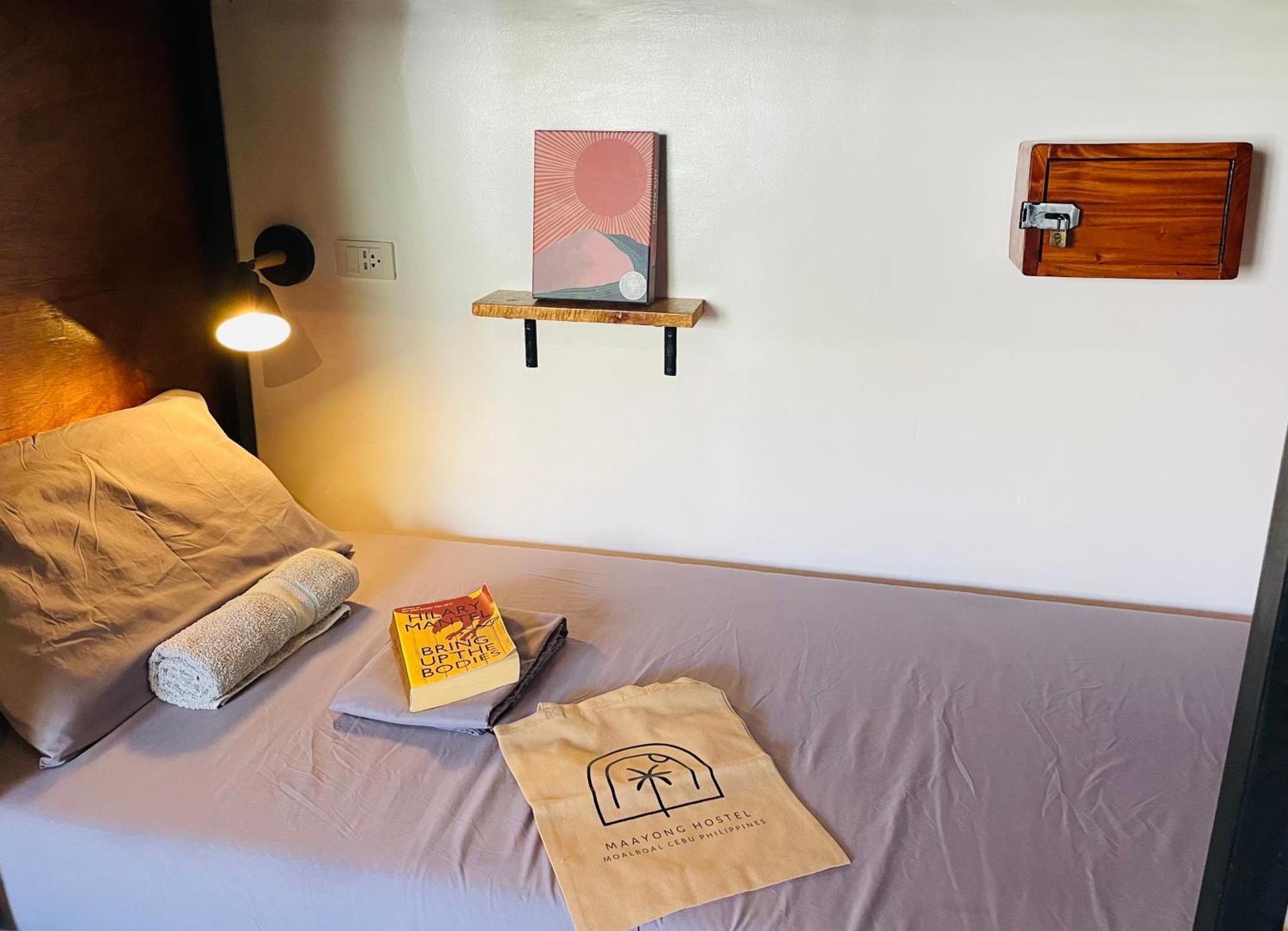 Maayong Hostel (Adults Only) Moalboal Dış mekan fotoğraf