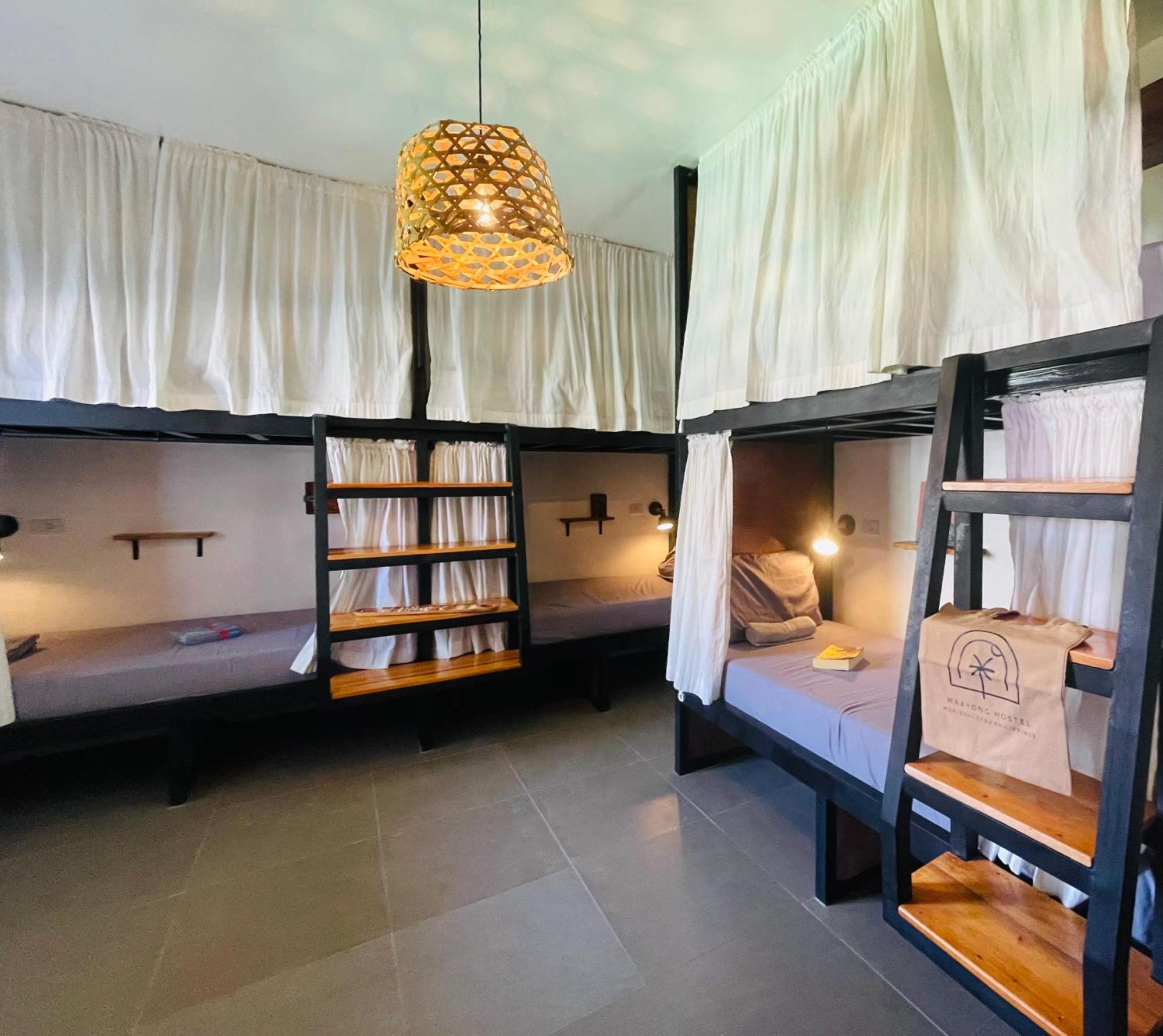 Maayong Hostel (Adults Only) Moalboal Dış mekan fotoğraf