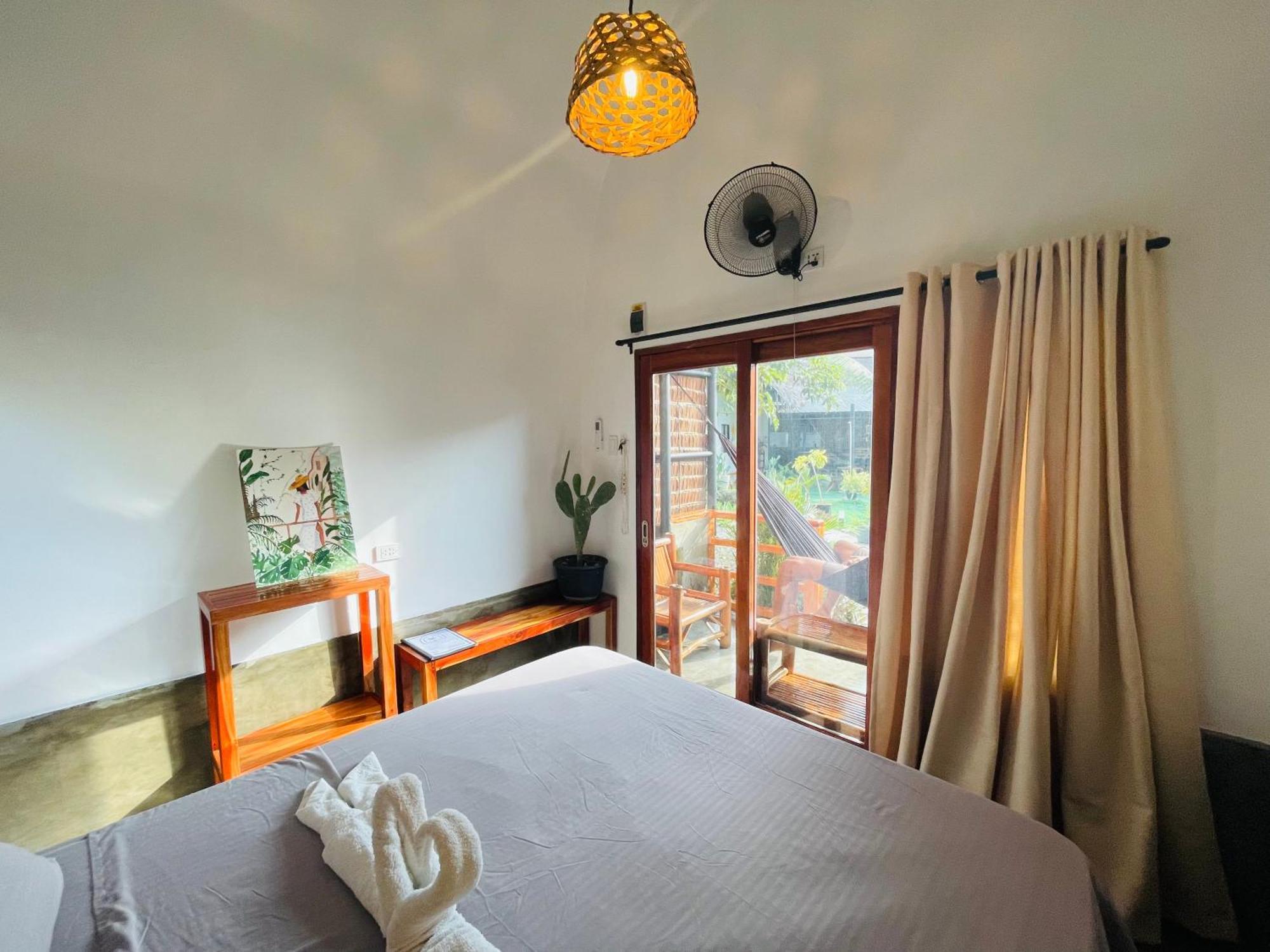 Maayong Hostel (Adults Only) Moalboal Dış mekan fotoğraf